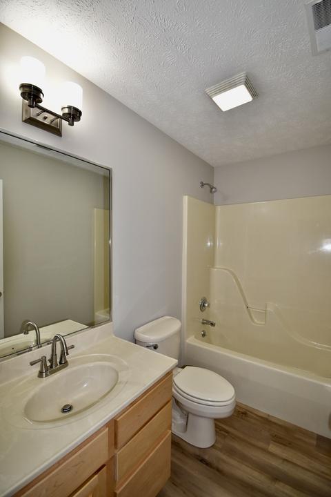 1107 Saddlebrook Dr, Bloomington, IL 61704 photo 35