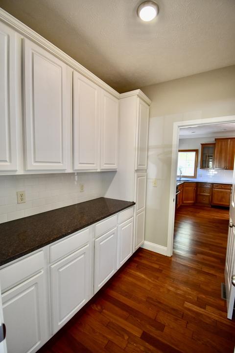 1107 Saddlebrook Dr, Bloomington, IL 61704 photo 8