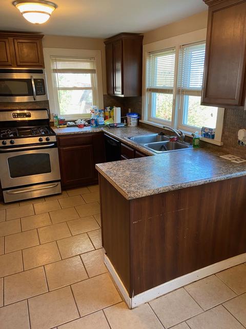 1014 E Front St, Bloomington, IL 61701 photo 2