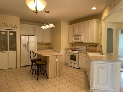 2 Bitter Spring Ct, Algonquin, IL 60102 photo 4