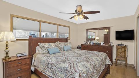 8022 W Memory Ln, Chicago, IL 60656 photo 10