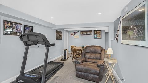 8022 W Memory Ln, Chicago, IL 60656 photo 19