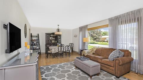 8022 W Memory Ln, Chicago, IL 60656 photo 3
