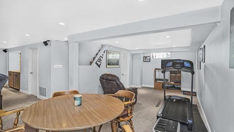 8022 W Memory Ln, Chicago, IL 60656 photo 20