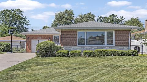 8022 W Memory Ln, Chicago, IL 60656 photo 1