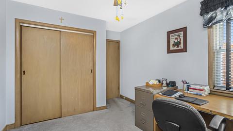 8022 W Memory Ln, Chicago, IL 60656 photo 15