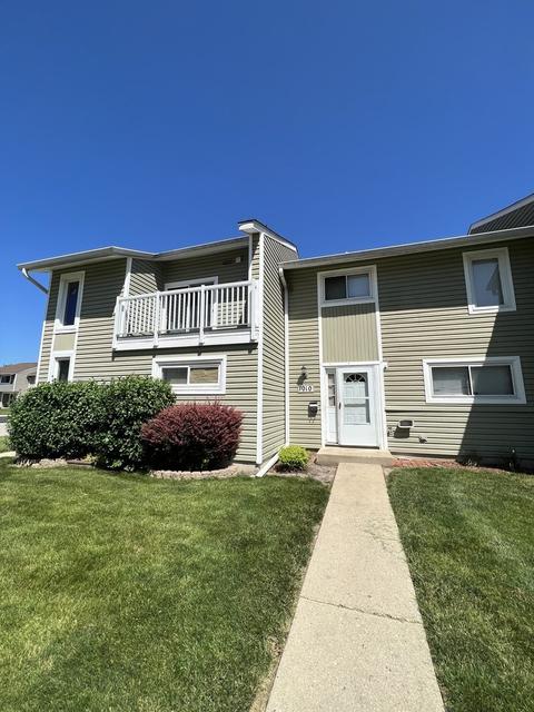 1010 Sandpiper Ct, Bartlett, IL 60103 photo 2