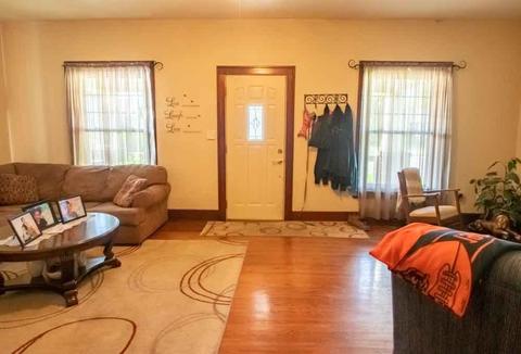 114 E 5th St, Tilton, IL 61833 photo 8