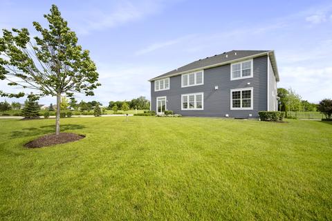 3578 Emerald Rd, Elgin, IL 60124 photo 2