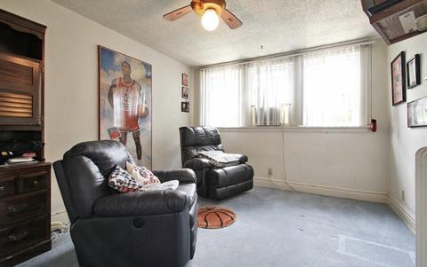 547 Webford Ave, Des Plaines, IL 60016 photo 11
