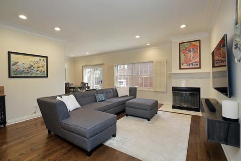 1202 Pine St #B, Glenview, IL 60025 photo 3