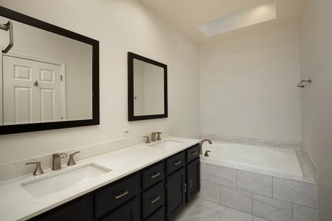 1202 Pine St #B, Glenview, IL 60025 photo 10