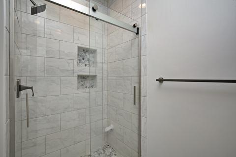 1202 Pine St #B, Glenview, IL 60025 photo 11