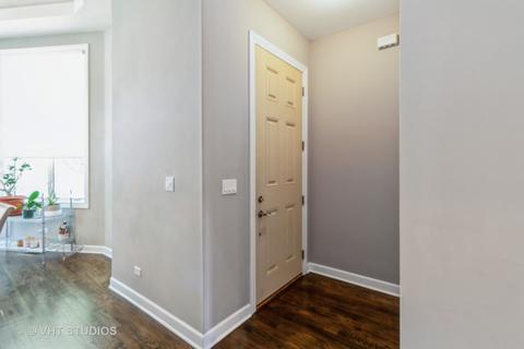 58 Northfield Ter, Wheeling, IL 60090 photo 3