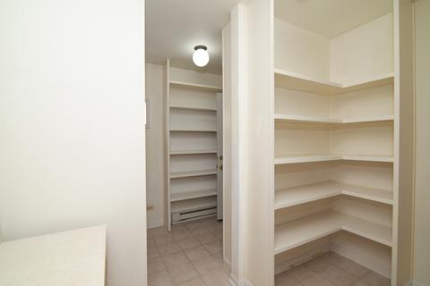 725 Washington Blvd, Hoffman Estates, IL 60169 photo 10