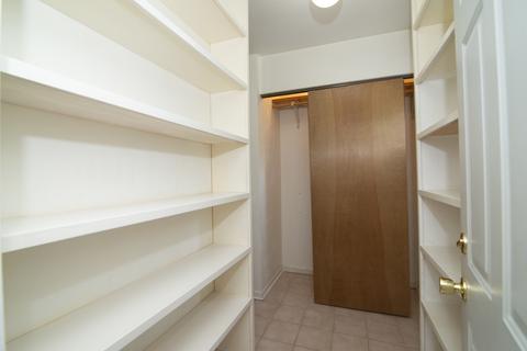 725 Washington Blvd, Hoffman Estates, IL 60169 photo 11