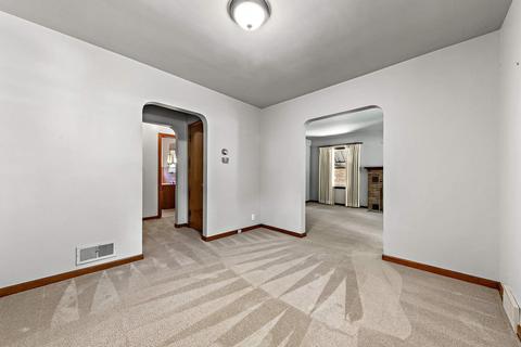 663 S Wall St, Kankakee, IL 60901 photo 11