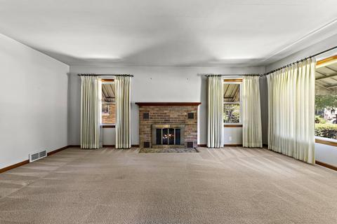 663 S Wall St, Kankakee, IL 60901 photo 5