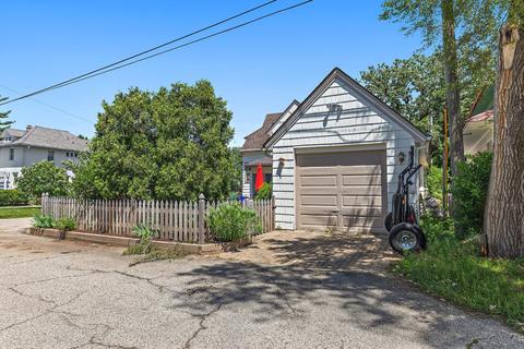 826 Brook St, Elgin, IL 60120 photo 31
