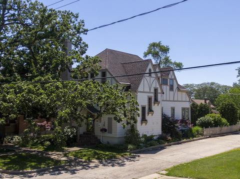 826 Brook St, Elgin, IL 60120 photo 2
