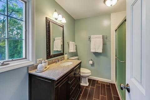 2230 Maple Ave, Northbrook, IL 60062 photo 23