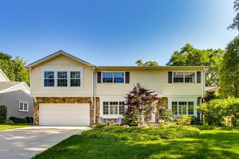 2230 Maple Ave, Northbrook, IL 60062 photo 1