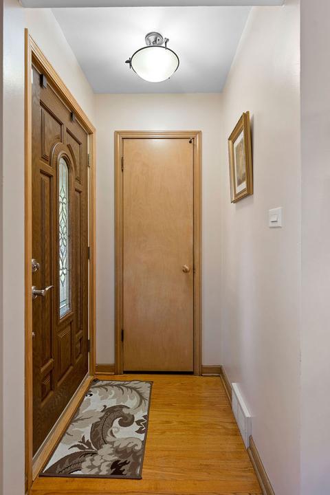 2228 N Neva Ave, Chicago, IL 60707 photo 2
