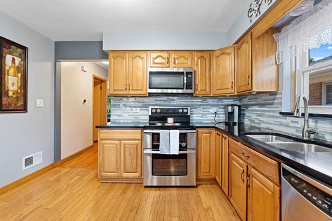 2228 N Neva Ave, Chicago, IL 60707 photo 12