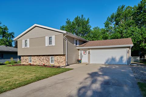 211 Garden Rd, Normal, IL 61761 photo 2