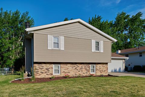 211 Garden Rd, Normal, IL 61761 photo 24
