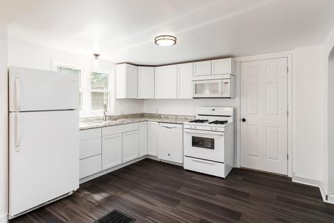 112 E Front St, Byron, IL 61010 photo 7