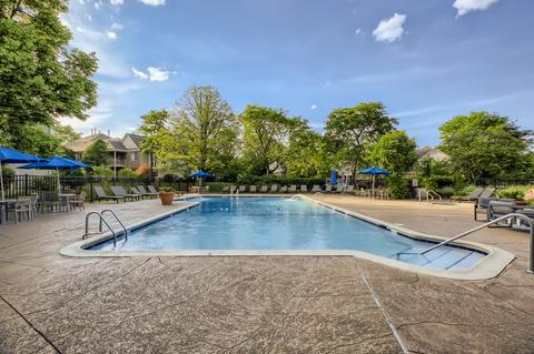 1406 Aldgate Ct #C2, Wheeling, IL 60090 photo 17