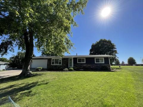 309 W 5th St, Spring Valley, IL 61362 photo 2