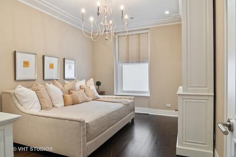 159 E Walton Pl #6D, Chicago, IL 60611 photo 29