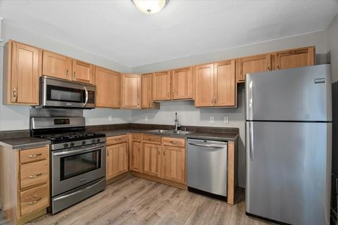 1305 Centennial Dr, Champaign, IL 61821 photo 5
