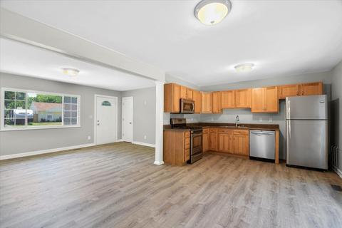 1305 Centennial Dr, Champaign, IL 61821 photo 7