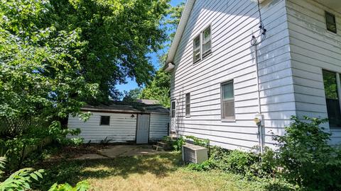 211 E Hill St, Champaign, IL 61820 photo 35
