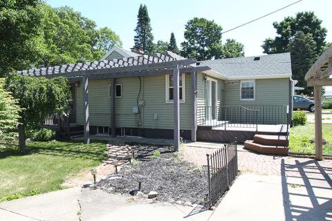 335 E Lincoln St E, Bloomington, IL 61701 photo 4