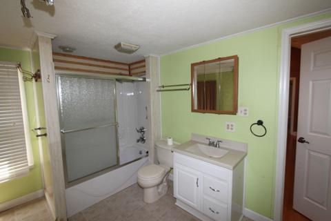335 E Lincoln St E, Bloomington, IL 61701 photo 13