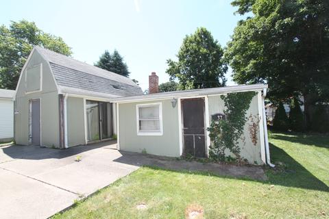 335 E Lincoln St E, Bloomington, IL 61701 photo 17