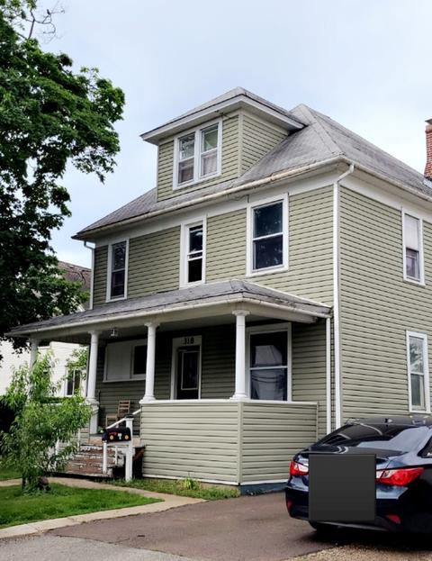 318 Locust St, Elgin, IL 60123 photo 1