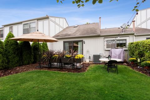 4527 Olmstead Dr, Hoffman Estates, IL 60192 photo 10