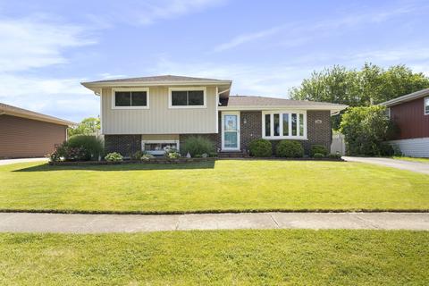 706 Reef Rd, Lockport, IL 60441 photo 1