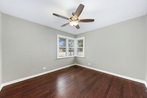 555 S 3rd Ave, Des Plaines, IL 60016 photo 7