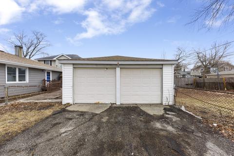 555 S 3rd Ave, Des Plaines, IL 60016 photo 11