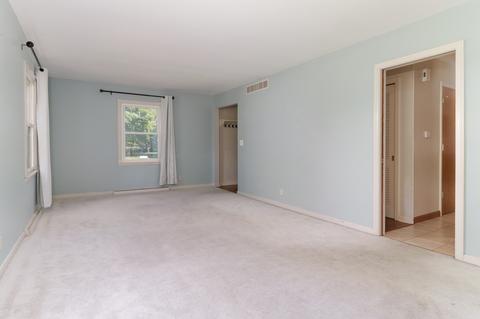 4 Crestwood Ct, Normal, IL 61761 photo 7