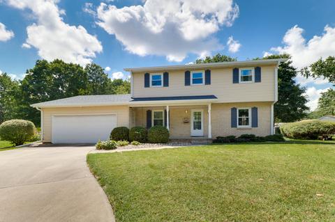 4 Crestwood Ct, Normal, IL 61761 photo 1