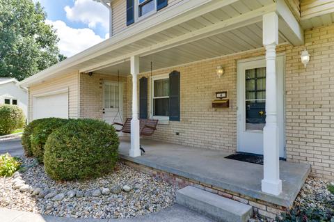 4 Crestwood Ct, Normal, IL 61761 photo 2