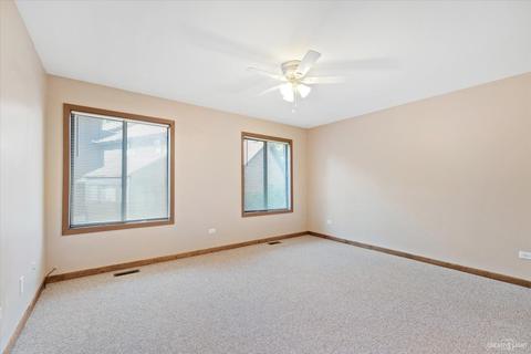 1402 Creekside Ct #A, Elgin, IL 60123 photo 8