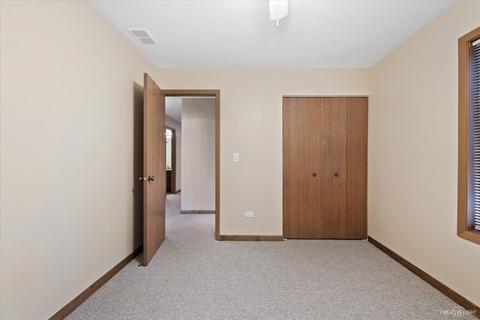 1402 Creekside Ct #A, Elgin, IL 60123 photo 13